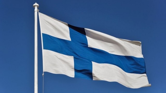 l43-finnish-flag-96073-120817134753_big