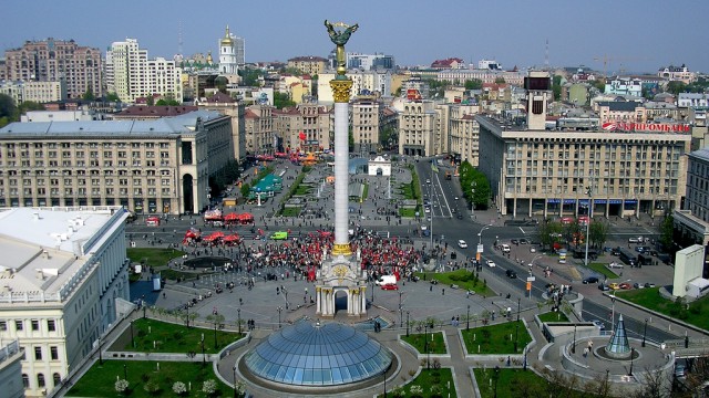Maidan_Nezalezhnosti_(Kiev)